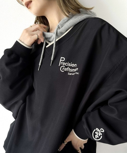 Per sist ence(パーシエンス)の「リブライン/プリントロゴ/Vネックプルオーバー(Tシャツ/カットソー・レディース・グリーン/ベージュ/ブラック・LARGE/MEDIUM/X-LARGE)」の8枚目の写真