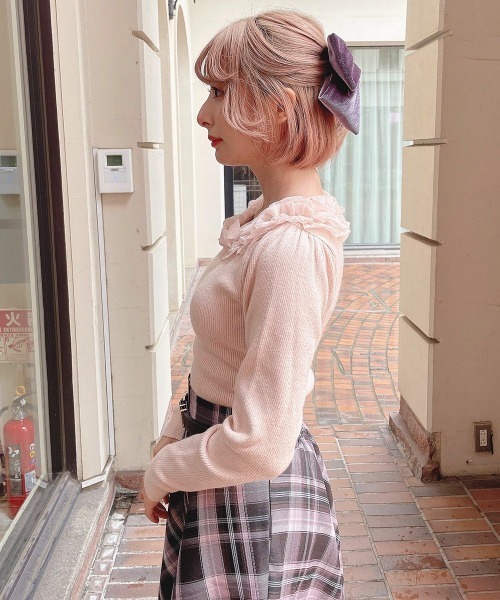 an another angelus（アンアナザーアンジェラス）の「チュールフリルリブニット/ananotherangelus（ニット/セーター・レディース・ライトピンク/オフホワイト/ブラック×ホワイト・FREE）」の6枚目の写真