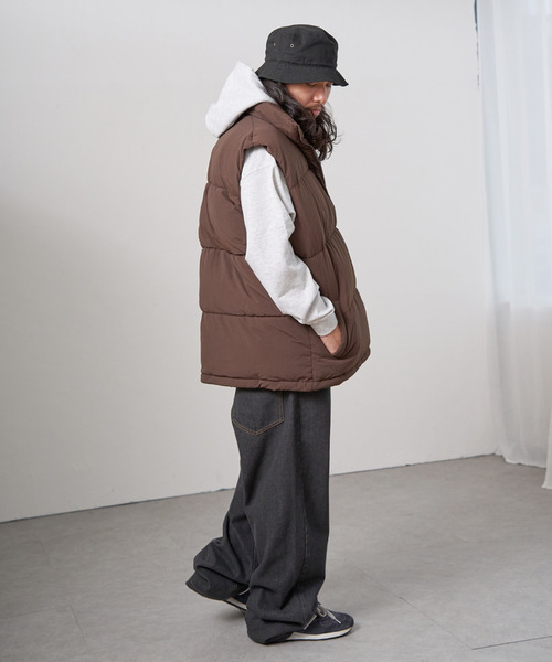 VENCEEXCHANGE（ヴァンスエクスチェンジ）の「ナイロン中綿ベスト（ダウンベスト・メンズ・ブラウン/オフホワイト/ブラック・M/L/LL）」の9枚目の写真