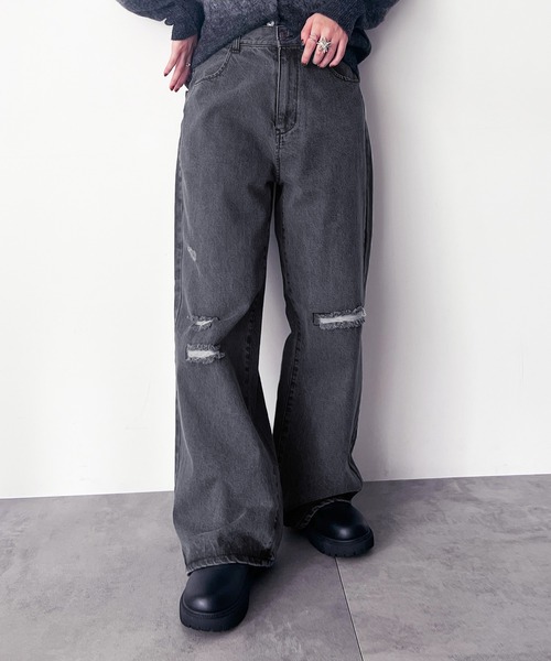 Samansa Mos2（サマンサ モスモス）の「ダメージ加工ルーズデニム（その他パンツ・レディース・ブラック/サックスブルー・M/L）」の2枚目の写真