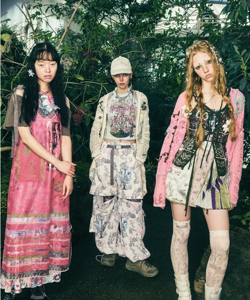 rurumu:（ルルムウ）の「rurumu:/ルルムウ/"Unknown Plants" printed over knee socks（ソックス/靴下・レディース・サックスブルー/アイボリー/ブラック・FREE）」の4枚目の写真