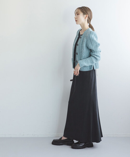 Noble（ノーブル）の「《NOBLE別注》VENIT/ヴェニット アランニットカーディガン（カーディガン/ボレロ・レディース・アイボリー/サックスブルー・FREE）」の7枚目の写真