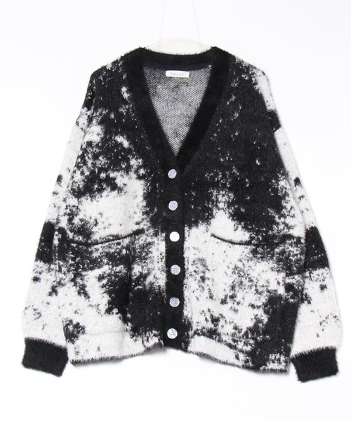 Calon mie(カロンミー)の「OVER SIZE SHAGGY KNIT CARDIGAN/オーバーシャギーニットカーディガン(カーディガン/ボレロ・レディース・ブラック/ライトグレー・FREE)」の5枚目の写真