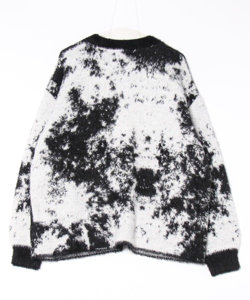 Calon mie(カロンミー)の「OVER SIZE SHAGGY KNIT CARDIGAN/オーバーシャギーニットカーディガン(カーディガン/ボレロ・レディース・ブラック/ライトグレー・FREE)」の3枚目の写真