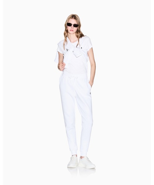 ARMANI EXCHANGE（アルマーニエクスチェンジ）の「【A|X アルマーニ エクスチェンジ】ICON スウェットジョガーパンツ（スウェットパンツ・レディース・ブラック/ホワイト・X-SMALL/SMALL/MEDIUM/LARGE/X-LARGE）」の16枚目の写真
