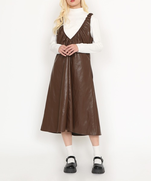 PUNYUS（プニュズ）の「合皮2WAYワンピース（ワンピース・レディース・ブラウン/ブラック・1/2/3/4）」の11枚目の写真