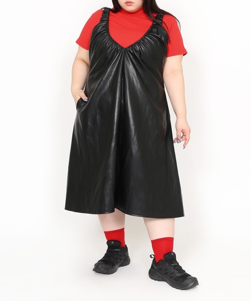 PUNYUS（プニュズ）の「合皮2WAYワンピース（ワンピース・レディース・ブラウン/ブラック・1/2/3/4）」の22枚目の写真