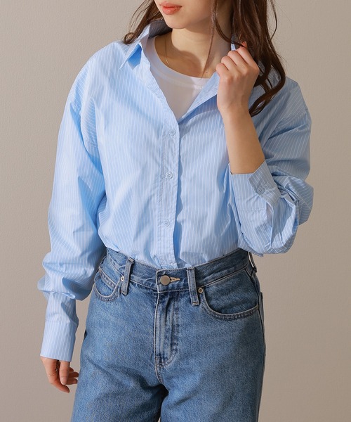 Lace Ladies(レースレディース)の「バックタック オーバーサイズ 前開き 長袖 ブラウス(シャツ/ブラウス・レディース・ブルー/グレー/ブラック/ホワイト・FREE/S)」の4枚目の写真