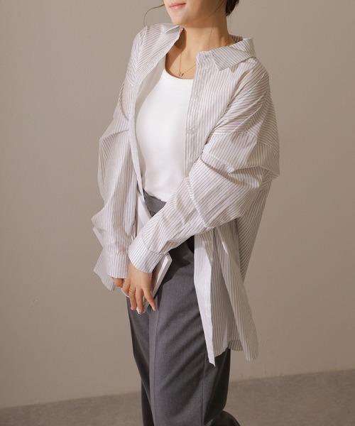 Lace Ladies(レースレディース)の「バックタック オーバーサイズ 前開き 長袖 ブラウス(シャツ/ブラウス・レディース・ブルー/グレー/ブラック/ホワイト・FREE/S)」の17枚目の写真