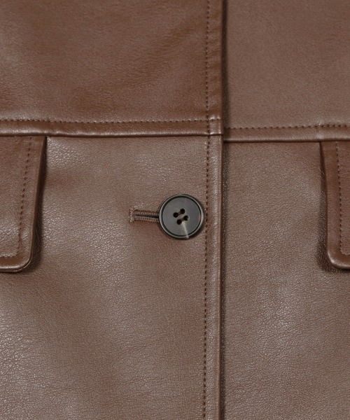 PUNYUS（プニュズ）の「合皮カージャケット（ブルゾン・レディース・ブラウン/ブラック・2/3/4）」の3枚目の写真