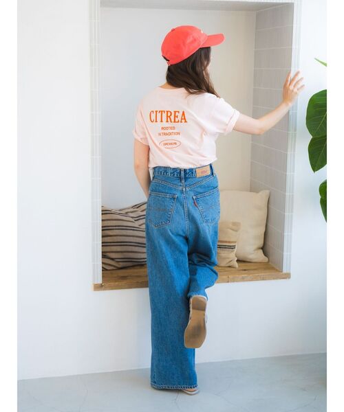 Ungrid(アングリッド)の「カラーエンブロイダリーTee(Tシャツ/カットソー・レディース・ブルー/ピンク/イエロー/チャコールグレー/オフホワイト・FREE)」の10枚目の写真