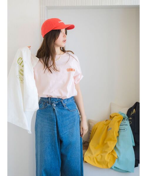 Ungrid(アングリッド)の「カラーエンブロイダリーTee(Tシャツ/カットソー・レディース・ブルー/ピンク/イエロー/チャコールグレー/オフホワイト・FREE)」の12枚目の写真