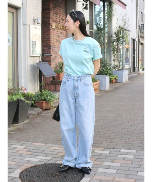 Ungrid(アングリッド)の「カラーエンブロイダリーTee(Tシャツ/カットソー・レディース・ブルー/ピンク/イエロー/チャコールグレー/オフホワイト・FREE)」の22枚目の写真