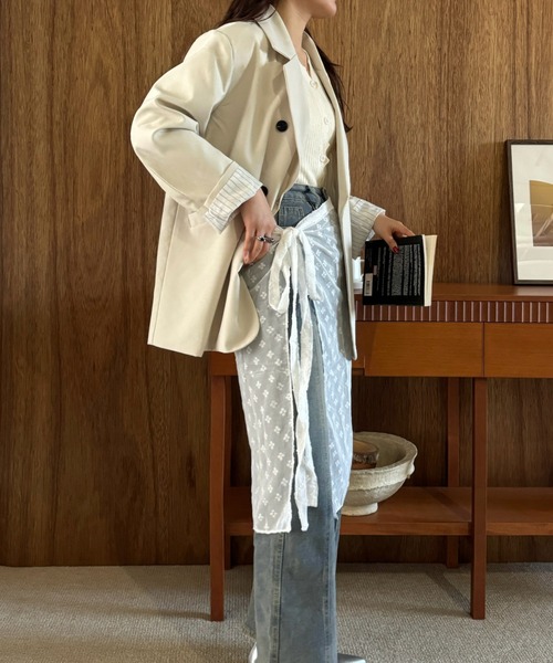 efill（エフィル）の「ベルト付き ヴィンテージ ライク ジーンズ パンツ（デニムパンツ・レディース・ライトブルー・FREE）」の6枚目の写真