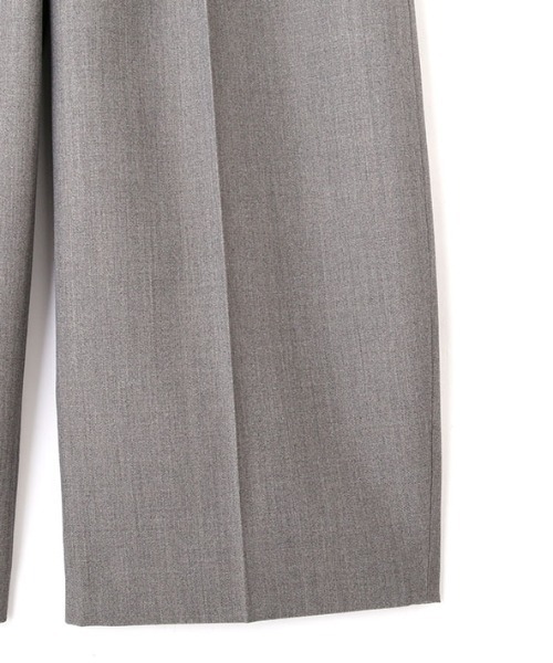 ETRE TOKYO(エトレトウキョウ)の「SANTEセンタークリースセミワイドパンツ(その他パンツ・レディース・グレー/ブラック・S/M)」の21枚目の写真