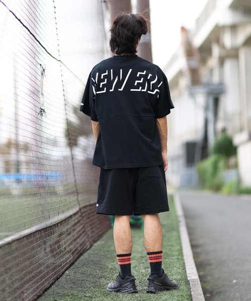 NEW ERA（ニューエラ）の「NEW ERA/ニューエラ 半袖Tシャツ バックプリント ドロップショルダー 吸水速乾 14410160/14410161（Tシャツ/カットソー・メンズ・ブラック/ホワイト・M/L/XL/XXL）」の10枚目の写真