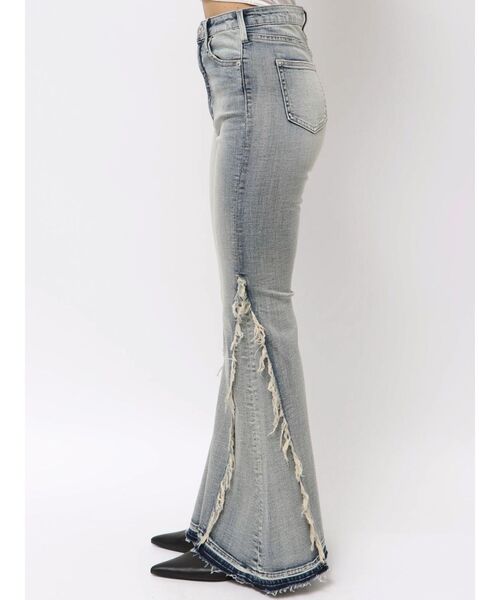 GYDA（ジェイダ）の「ハイウエストSIDEフリンジフレアデニムパンツ（デニムパンツ・レディース・インディゴブルー/ライトブルー・MEDIUM/SMALL）」の12枚目の写真