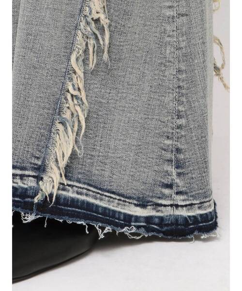 GYDA（ジェイダ）の「ハイウエストSIDEフリンジフレアデニムパンツ（デニムパンツ・レディース・インディゴブルー/ライトブルー・MEDIUM/SMALL）」の17枚目の写真