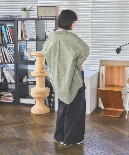 PBLIM（ページボーイリム）の「《UNISEX》Wラインチェックシャツ（シャツ/ブラウス・レディース・ネイビー/グリーン/オフホワイト・FREE）」の11枚目の写真