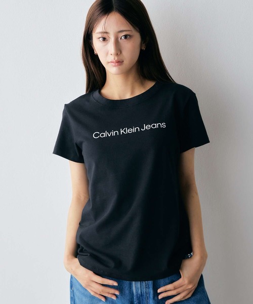 Calvin Klein(カルバン・クライン)の「ロゴ スリム Tシャツ(Tシャツ/カットソー・レディース・ホワイト/ブラック/ホワイト系その他・L/S/XS/M)」の16枚目の写真