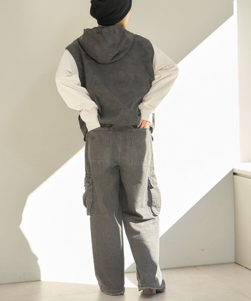 CIAOPANIC TYPY（チャオパニックティピー）の「【UNISEX】総柄フードベスト（ベスト・レディース・ベージュ/グレー/ブラック・MEDIUM/LARGE）」の16枚目の写真