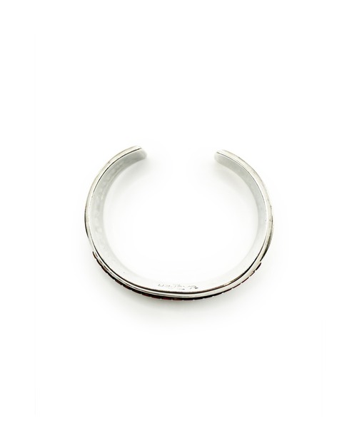 Indian Jewelry(インディアンジュエリー)の「THEATER シアター フラットコーラルシルバーバングル Made in USA(バングル/リストバンド・メンズ・シルバー・FREE)」の5枚目の写真