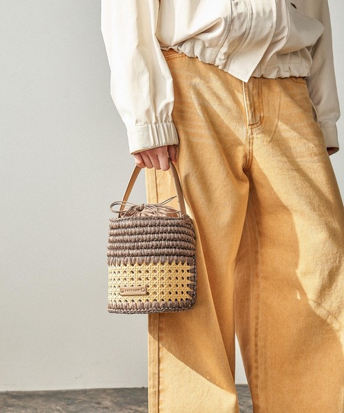 BAYFLOW(ベイフロー)の「かごめ編みコンビバケツショルダー(ショルダーバッグ・レディース・ブラウン/ブラック・FREE)」の5枚目の写真