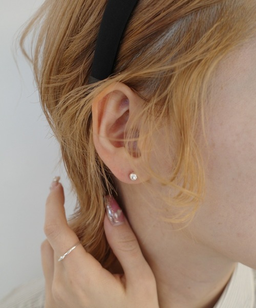 TEN.(テン)の「【ZOZO限定】SILVER925 バロックピアス(ピアス(両耳用)・レディース・シルバー・FREE)」の7枚目の写真