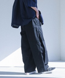 サイドタックバルーンシルエットパンツ