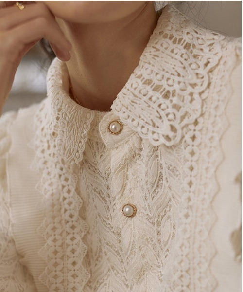 Coo+i（クーイ）の「フリルレース長袖ブラウス（シャツ/ブラウス・レディース・アイボリー・FREE）」の4枚目の写真