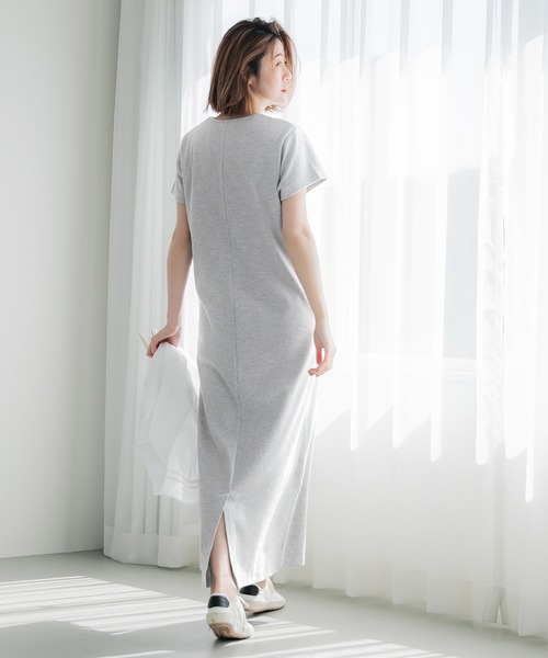 coca(coca)(コカ)の「リブロングワンピース(ワンピース・レディース・ライトグレー/ブラック・S/M/L)」の4枚目の写真