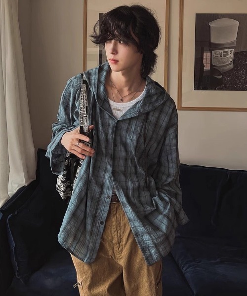 FreeZone（フリーゾーン）の「チェックフードシャツ（シャツ/ブラウス・メンズ・ブラウン/ブルー・F）」の2枚目の写真