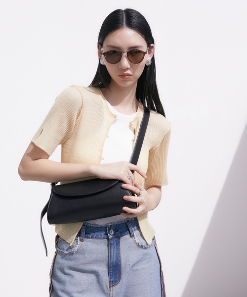 somlu.（ソンムル）の「【somlu.】横長ベルトショルダーバッグ（ショルダーバッグ・レディース・グレー/ブラック/アイボリー・FREE）」の7枚目の写真