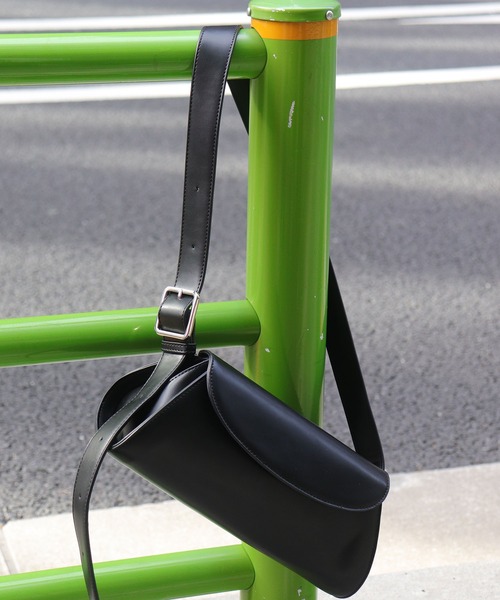 somlu.（ソンムル）の「【somlu.】横長ベルトショルダーバッグ（ショルダーバッグ・レディース・グレー/ブラック/アイボリー・FREE）」の19枚目の写真