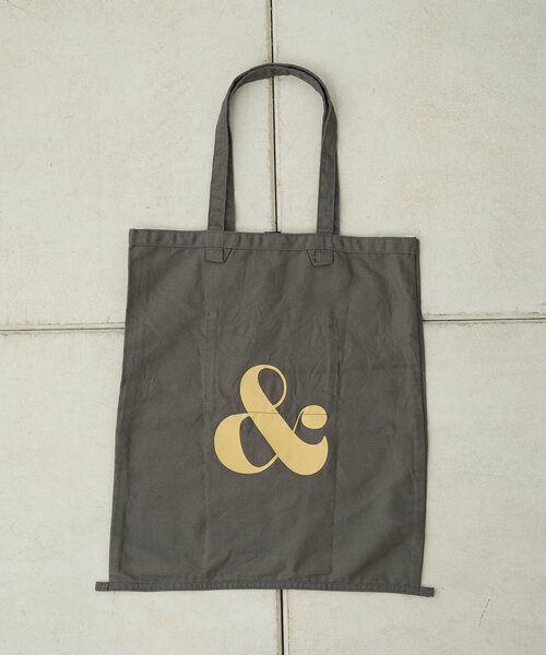 BIRTHDAY BAR(バースデイバー)の「コレクターズサック トートバッグ(トートバッグ・レディース・アイボリー/ブラック/ホワイト/ブルー系その他・0)」の8枚目の写真