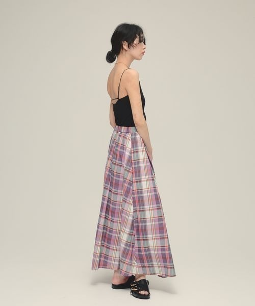 eL（エル）の「【eL】Seamless Cup Top Cami/492729（キャミソール・レディース・ブラウン/ブラック/オフホワイト・FREE）」の9枚目の写真