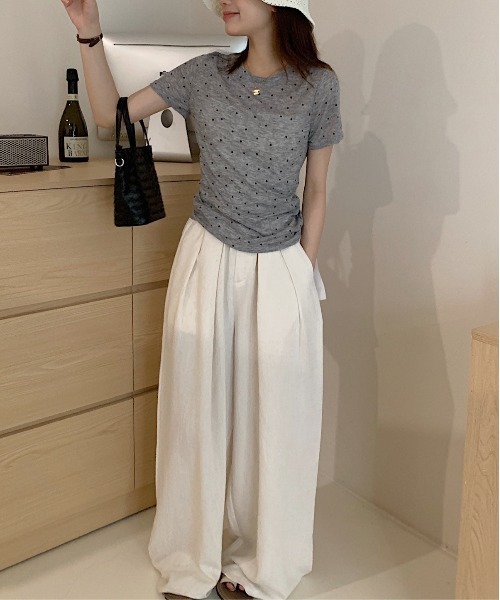 on:nue（オンニュ）の「【on:nue】シアードットカットソー（Tシャツ/カットソー・レディース・アイボリー/ブラック/グレー・FREE）」の10枚目の写真