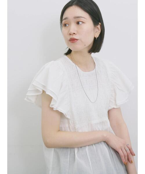 Samansa Mos2 blue（サマンサモスモスブルー）の「【Made in India】シャーリングブラウス（シャツ/ブラウス・レディース・ブラック/オフホワイト/ブルー・F）」の2枚目の写真