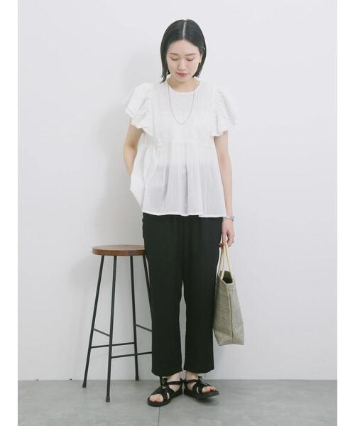 Samansa Mos2 blue（サマンサモスモスブルー）の「【Made in India】シャーリングブラウス（シャツ/ブラウス・レディース・ブラック/オフホワイト/ブルー・F）」の8枚目の写真