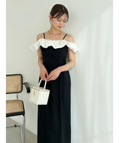 SNIDEL（スナイデル）の「パフスリワンピース（ワンピース・レディース・アイボリー/ブラック/ピンクベージュ・0/1）」の2枚目の写真