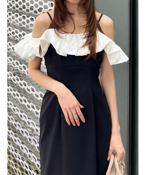 SNIDEL（スナイデル）の「パフスリワンピース（ワンピース・レディース・アイボリー/ブラック/ピンクベージュ・0/1）」の15枚目の写真