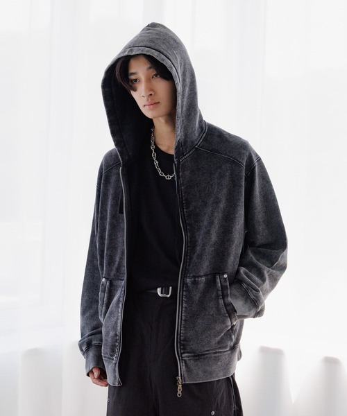 Anui（アニュイ）の「【UNISEX/選べる着丈】ピグメントZIPパーカー（パーカー・レディース・ブラック/カモフラージュ・SMALL/MEDIUM）」の10枚目の写真