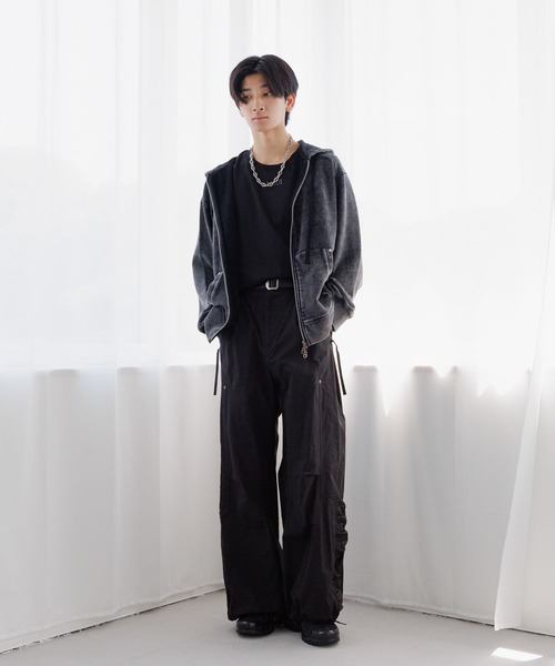 Anui（アニュイ）の「【UNISEX/選べる着丈】ピグメントZIPパーカー（パーカー・レディース・ブラック/カモフラージュ・SMALL/MEDIUM）」の11枚目の写真