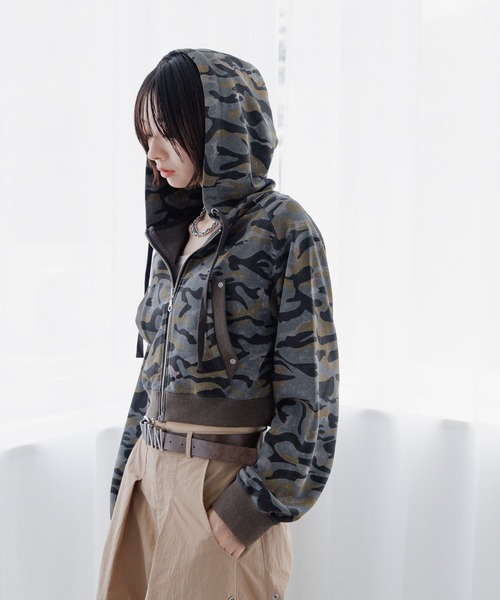 Anui（アニュイ）の「【UNISEX/選べる着丈】ピグメントZIPパーカー（パーカー・レディース・ブラック/カモフラージュ・SMALL/MEDIUM）」の16枚目の写真
