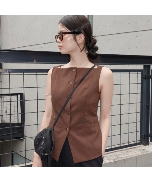 【新品未使用】MOUSSY BOAT NECK ベスト ブラック BOAT NECK ベスト（ベスト）｜MOUSSY（マウジー）のファッション