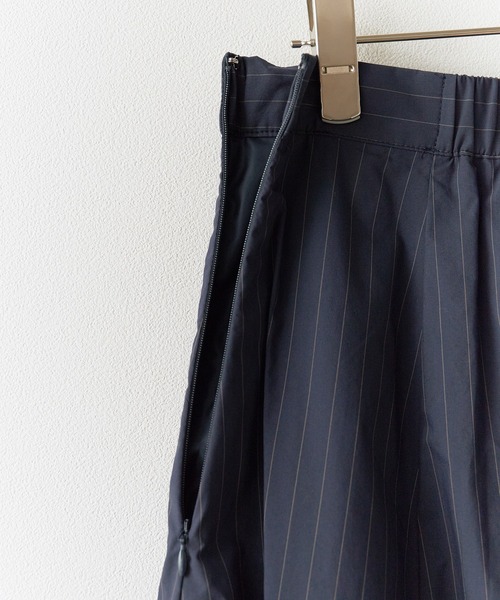 c/est(シーエ)の「c/est/シーエ LUCK スカート 秋物 秋服 2026年秋冬(スカート・レディース・ネイビー/オフホワイト・2/1)」の7枚目の写真