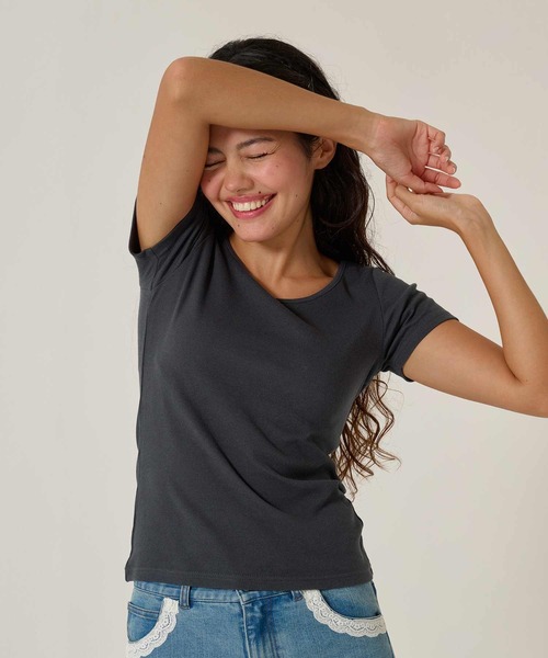 TINA:JOJUN(ティーナジョジュン)の「ラウンドネック リブ Tシャツ TINA:JOJUN(Tシャツ/カットソー・レディース・ネイビー/ホワイト/ブラック/クリーム・M)」の8枚目の写真