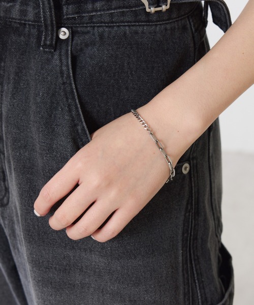 PAPILLONNER(パピヨネ)の「【OT】ステンレスチェーンブレス(ブレスレット・レディース・シルバー/ゴールド・FREE)」の3枚目の写真