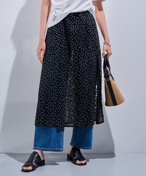 INDIVI(インディヴィ)の「【トレンド感◎】レイヤード レーススカート(スカート・レディース・ブラック系・05/13/38)」の1枚目の写真