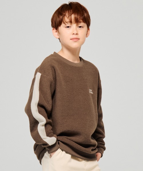 KRIFF MAYER Kid's Collection(クリフメイヤーキッズコレクション)の「【ふんわり裏起毛】かるポカクルー(スウェット・キッズ・サンドベージュ/ブラック/カーキ/レッド/ブラウン・140/130/120/150/170/160)」の2枚目の写真